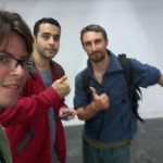 Pablo, Leandro e eu, no aeroporto.